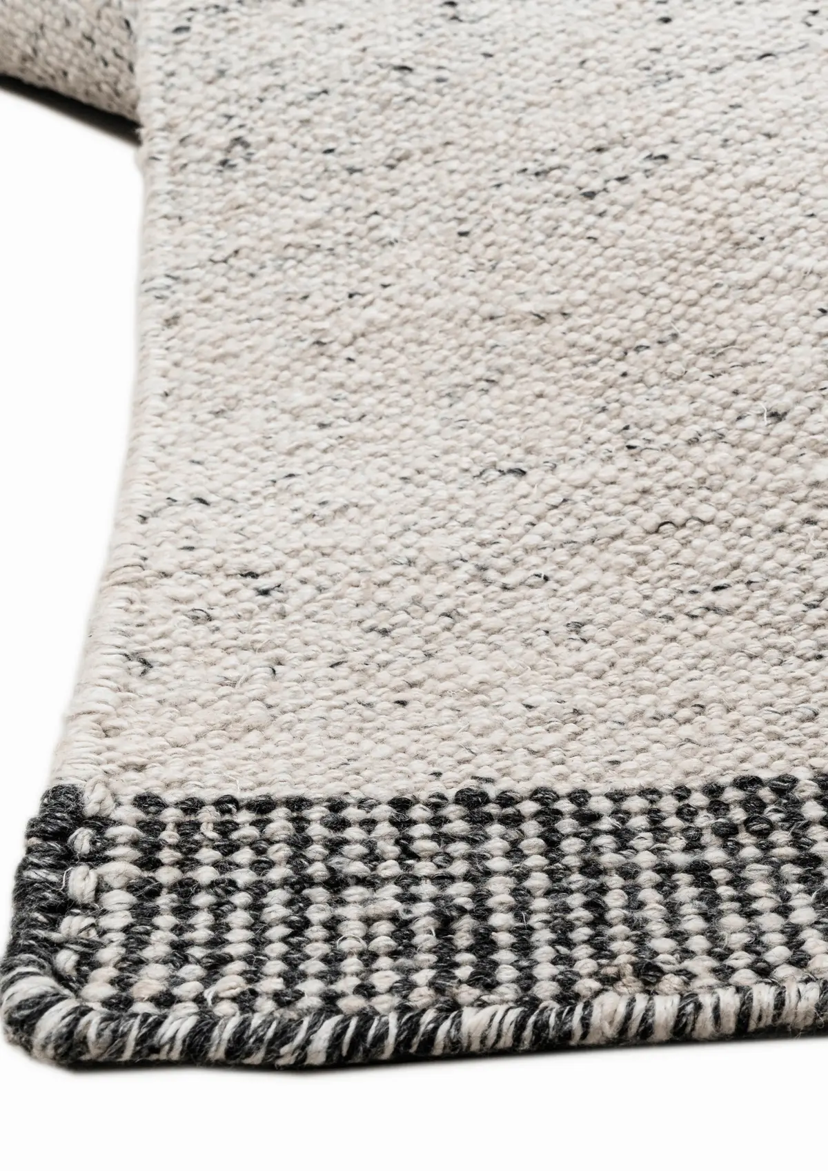 Bamboo Silk Handwoven Rug    Calix - Hemp - Flatweave - Ajaypee Carpets (Thumbnail 2)