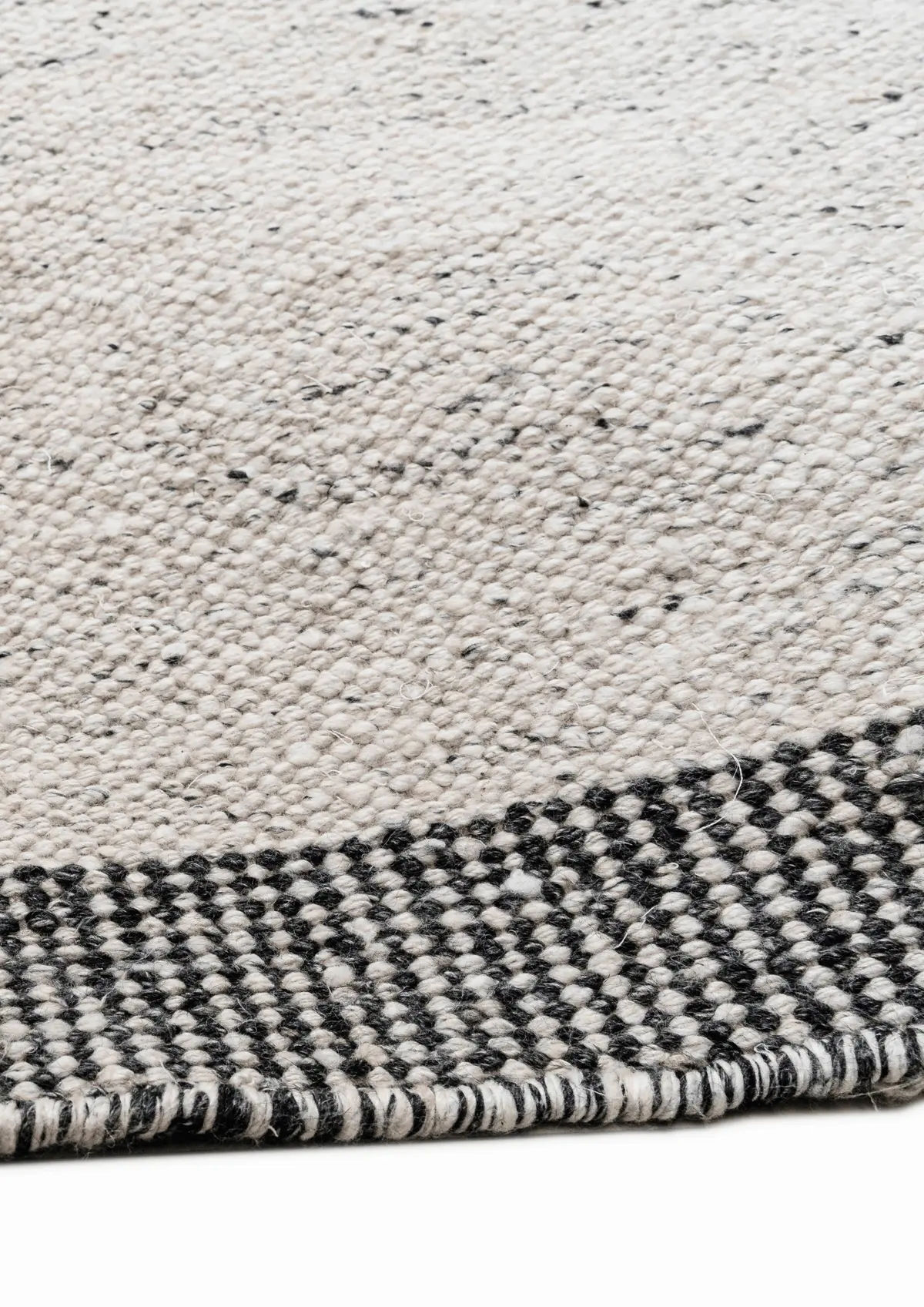 Bamboo Silk Handwoven Rug    Calix - Hemp - Flatweave - Ajaypee Carpets (Thumbnail 3)