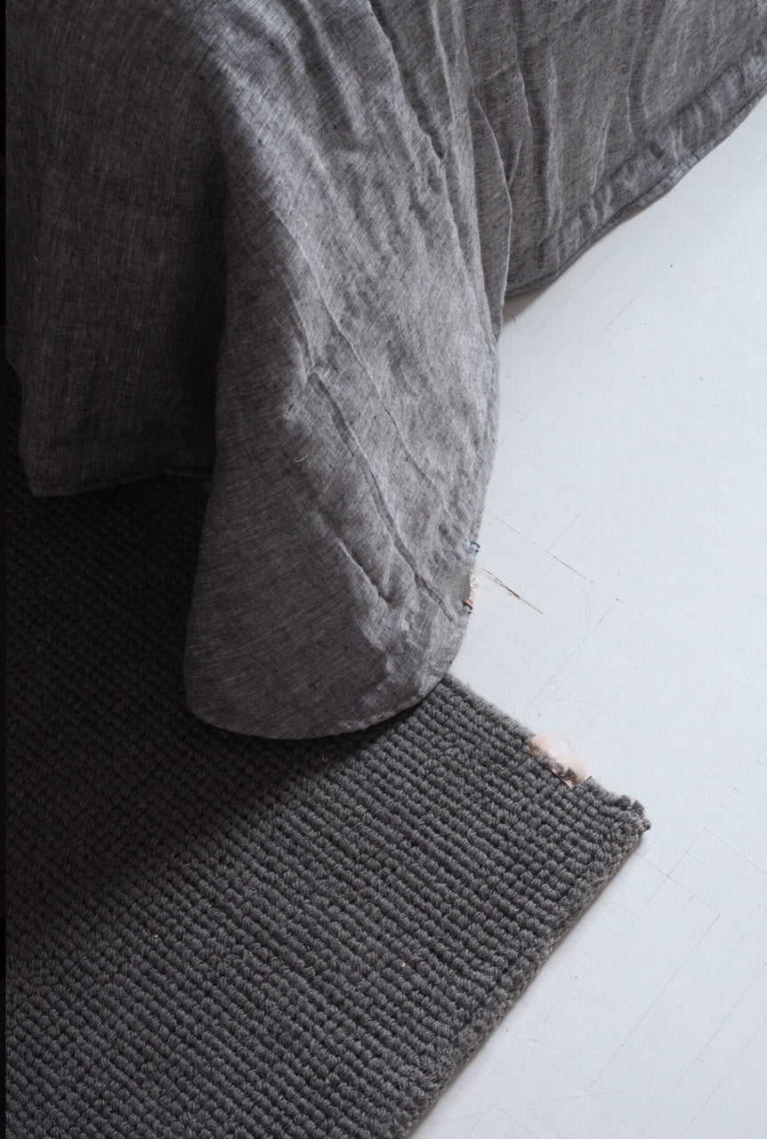 Graphite Linen Bedspread - Cotton - Hand Woven - Ajaypee Carpets (Thumbnail 4)