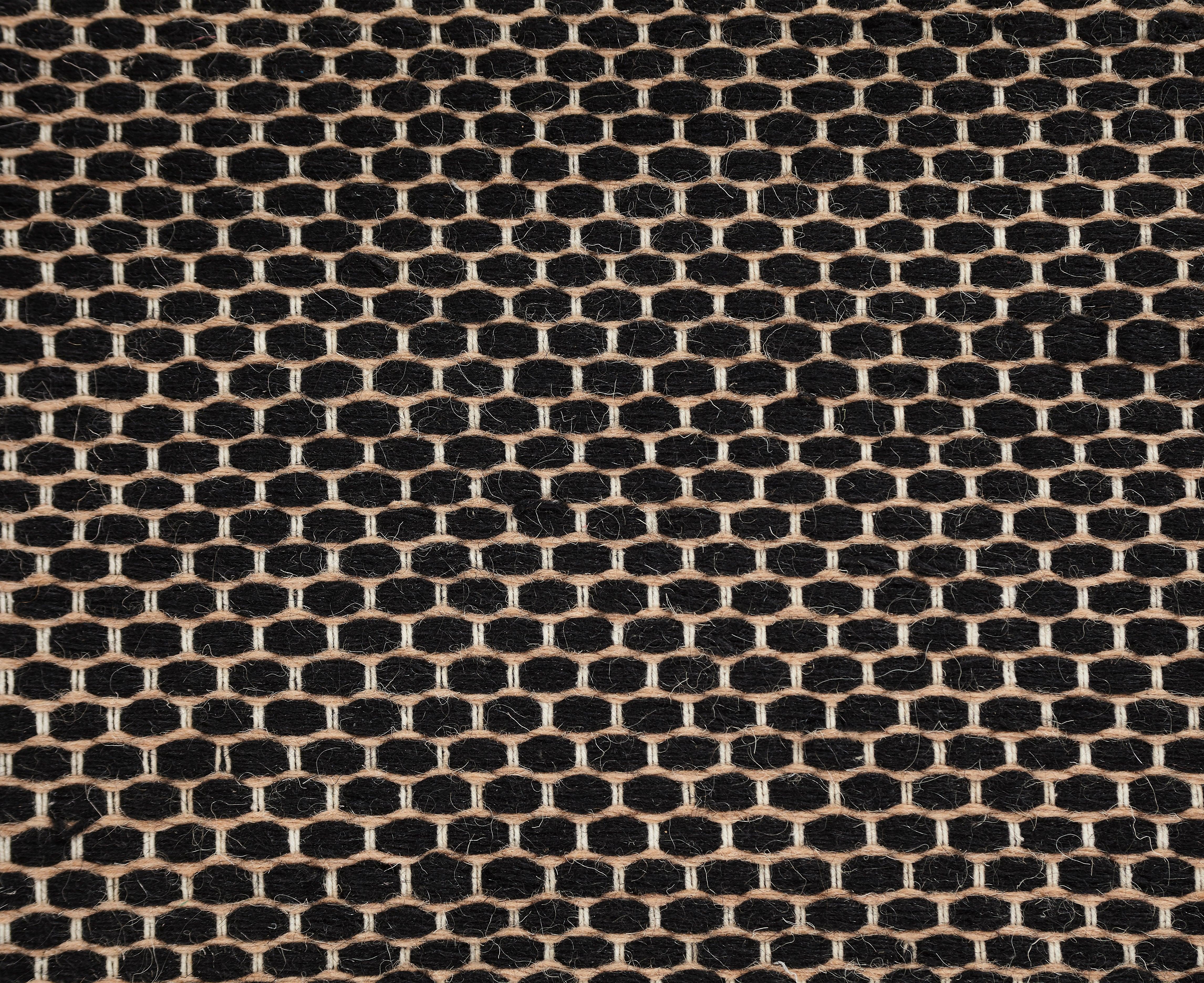 Woolen Handwoven Dhurry : Gage Black - Cotton - Flatweave - Ajaypee Carpets (Thumbnail 5)